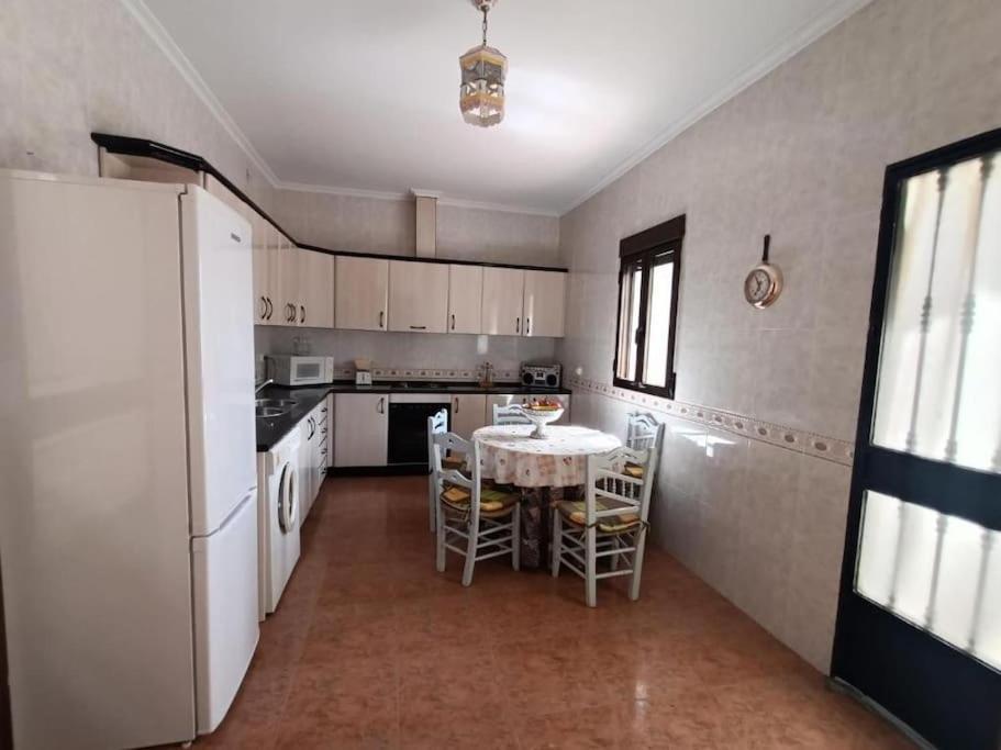 Vivienda Rural Los Iberos M&M, Castellar de Santisteban Zewnętrze zdjęcie